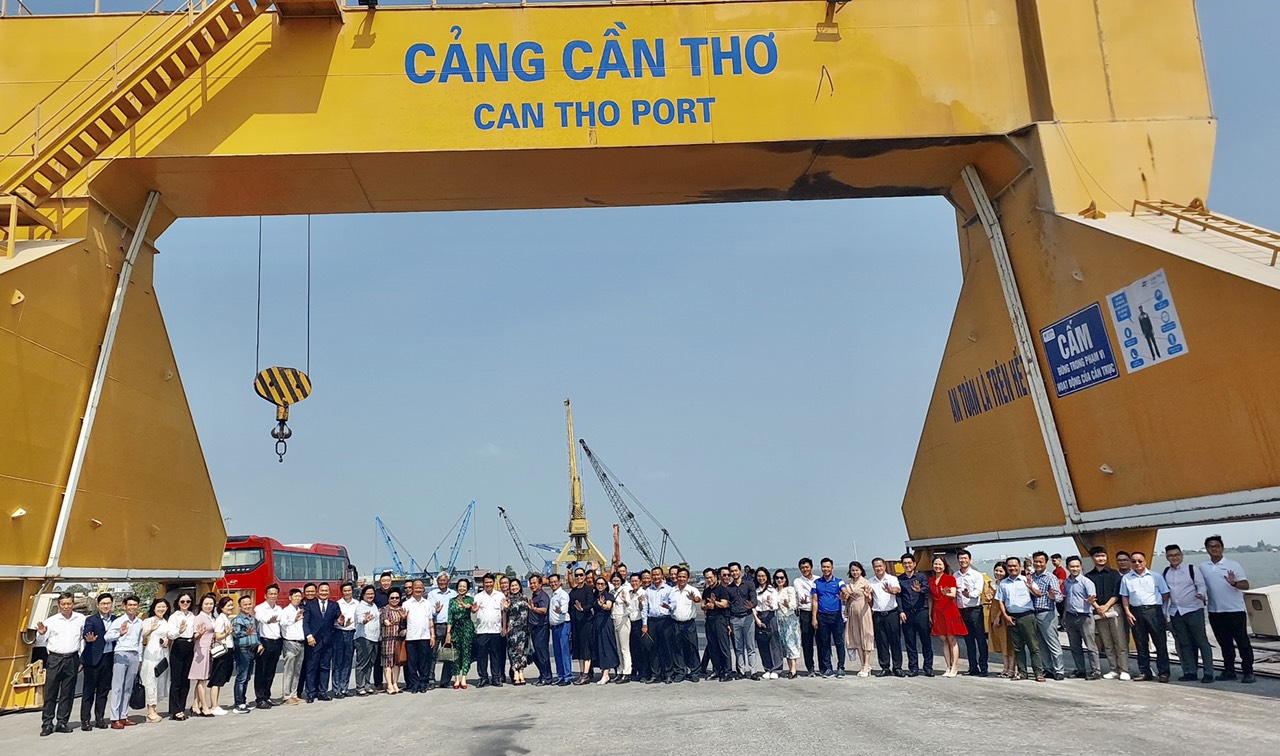DAA Việt Nam tổ chức chương trình thăm quan kết nối giao thương với công ty Cảng Cần Thơ