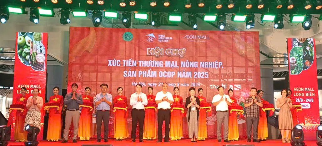 Hà Nội: Khai mạc hội chợ xúc tiến thương mại nông nghiệp, sản phẩm OCOP 2025